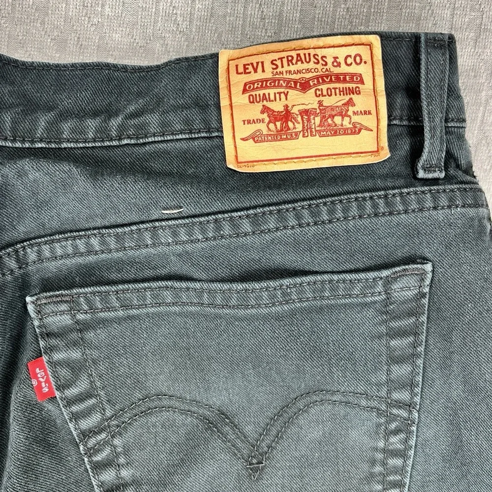 Levis 550 Relax Bootcut high rise Black Jeans Women 16M‎ Fits (34X31) dark wash